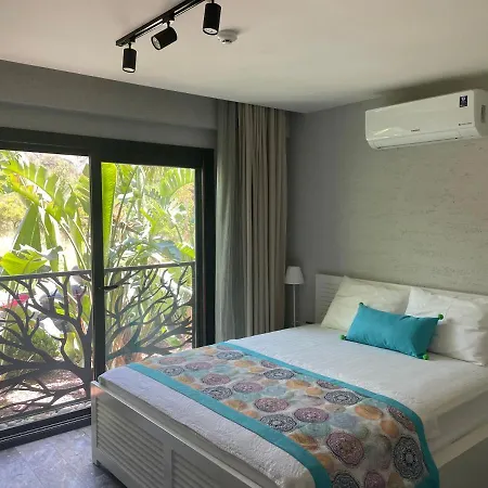 Oliva Butik Отель