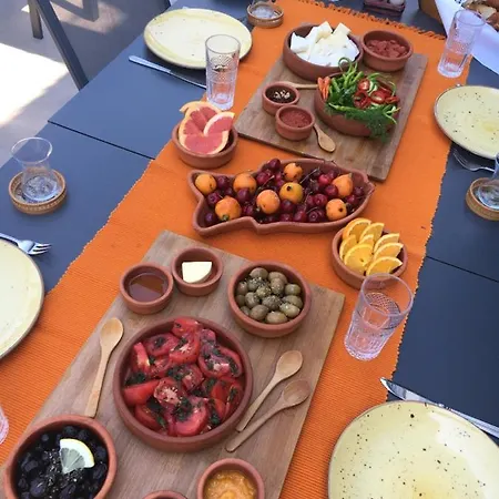 Hotel Oliva Butik 3*